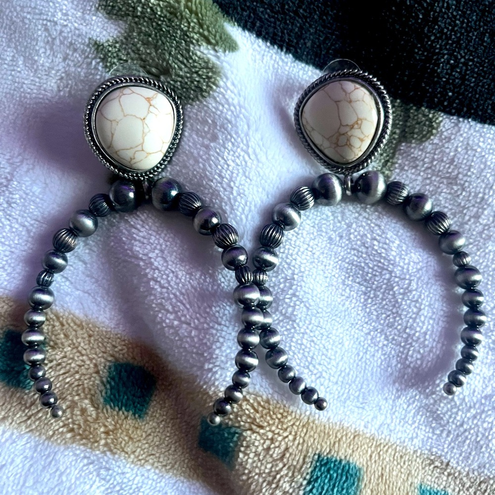 Faux white buffalo Navajo pearl earrings